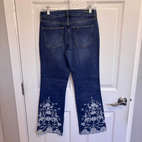 Pilcro High-Rise Cropped Flare Jeans - Picture 8 of 10